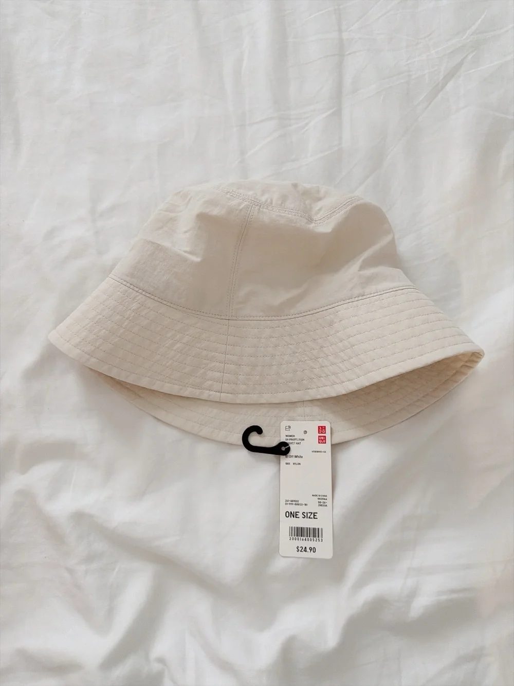 UNIQLO Light Beige Bucket Hat